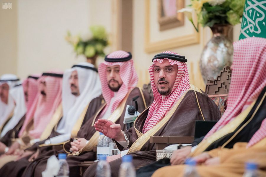 أمير القصيم:أبناء وبنات الوطن المخلصين يثبتون يوما بعد آخر صلابتهم ومعدنهم الأصيل
