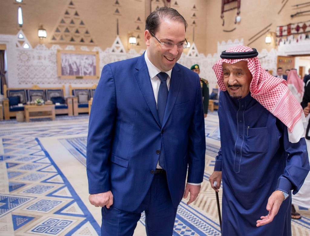 خادم الحرمين الشريفين ورئيس الحكومة التونسية يشهدان توقيع اتفاقيتين ومذكرة تفاهم بين البلدين