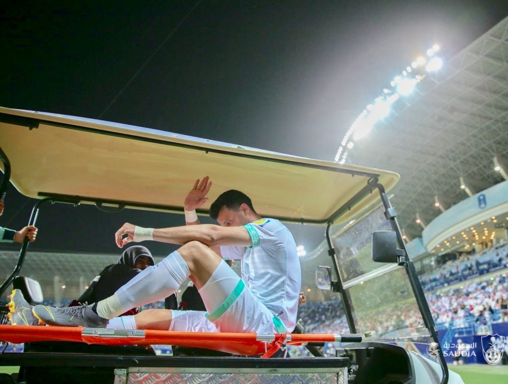 غياب السومة لمدة أسبوعين عن الملاعب