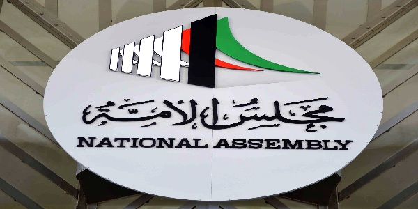الكويتيون يختارون ممثليهم بمجلس الأمة