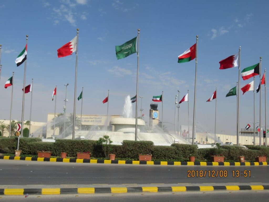 عاصمة العرب تتزين بأعلام دول مجلس التعاون في قمة الرياض