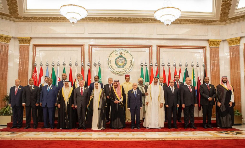 خادم الحرمين من القمة العربية: تمادي النظام الإيراني في مماراساته الارهابية لغياب الموقف الرادع