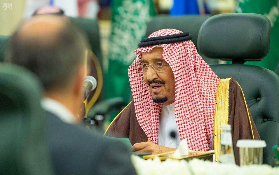 خادم الحرمين الشريفين يعقد جلسة مباحثات رسمية مع بوتين